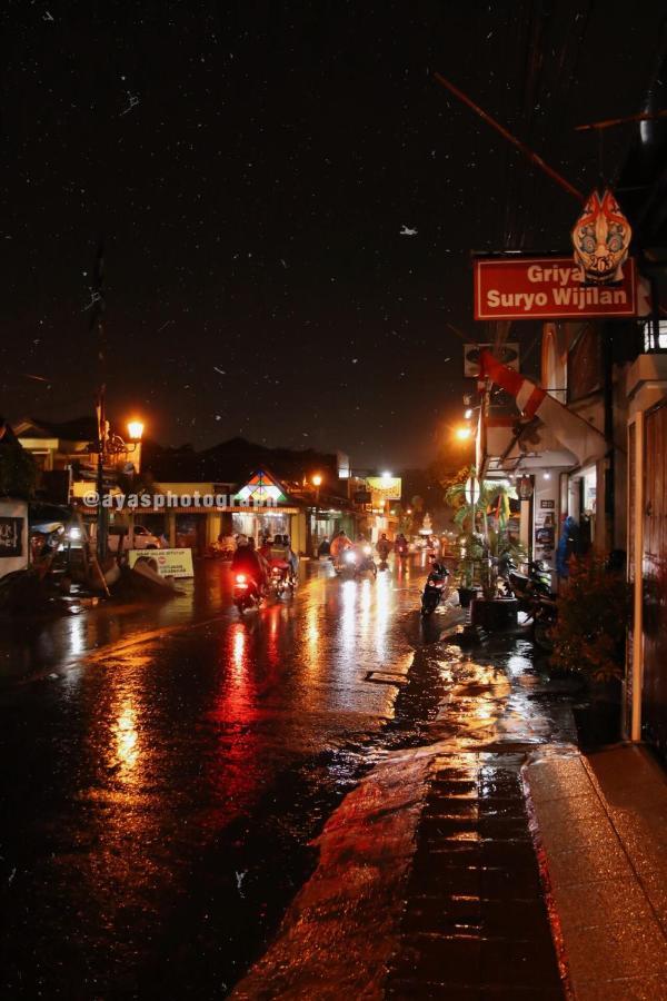 Hotel Griya Suryo Wijilan Jogyakarta Zewnętrze zdjęcie