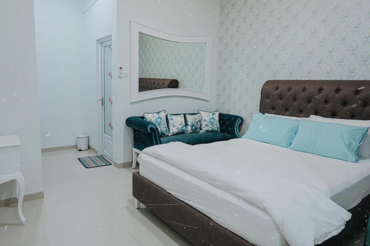 Hotel Griya Suryo Wijilan Jogyakarta Zewnętrze zdjęcie
